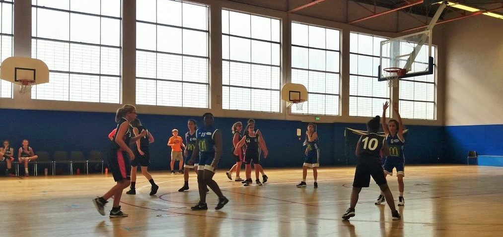 Première victoire des U15 F image-8470